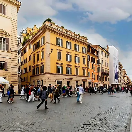 Гостевой дом Toa At Spanish Steps